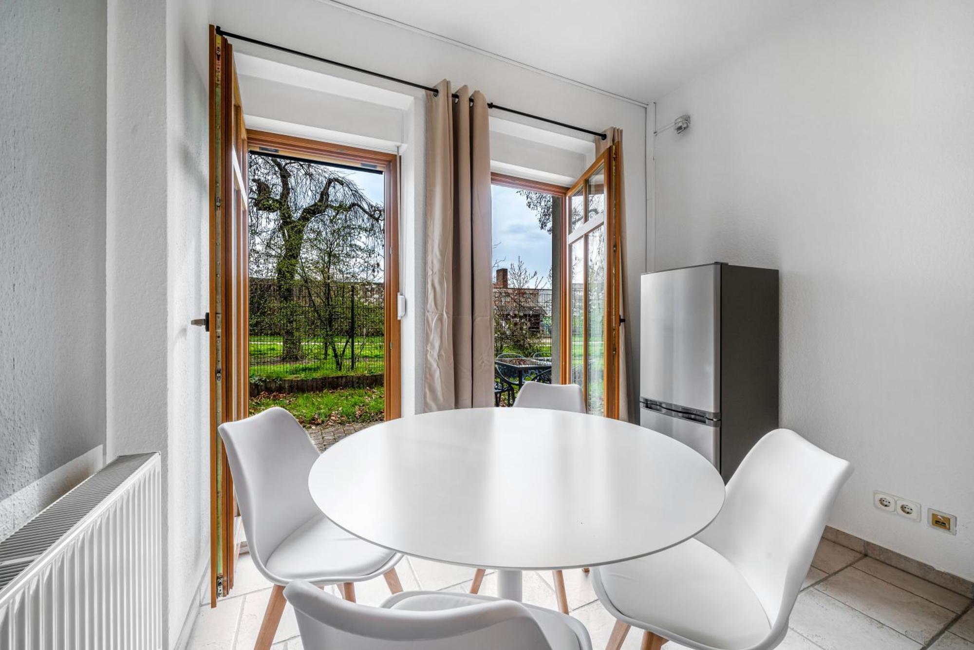 Lehastays - Apartments Buckau 16A I Kueche I Smart Tv Mit Netflix I Toller Innenhof Magdebourg Extérieur photo